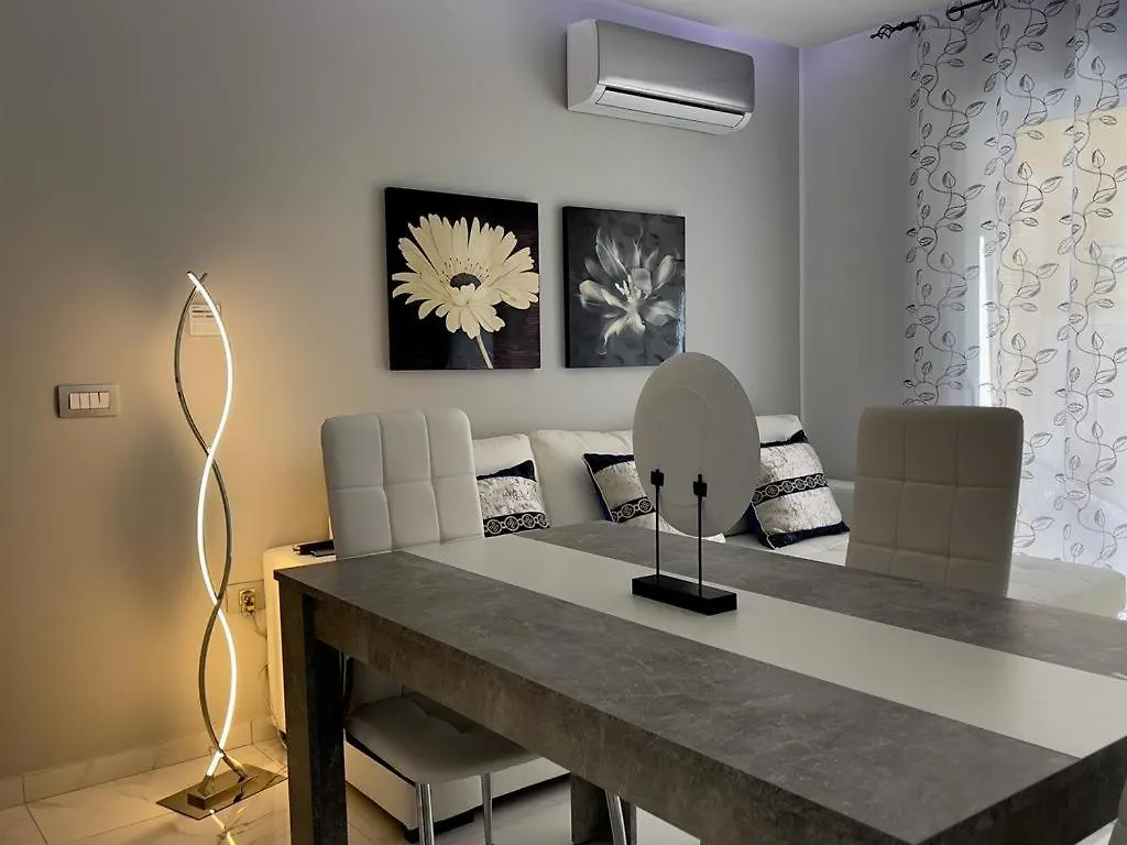 Fabuloso Apartamento En Mareverde Cerca De La Playa Costa Adeje  0*, Costa Adeje (Tenerife) Spain